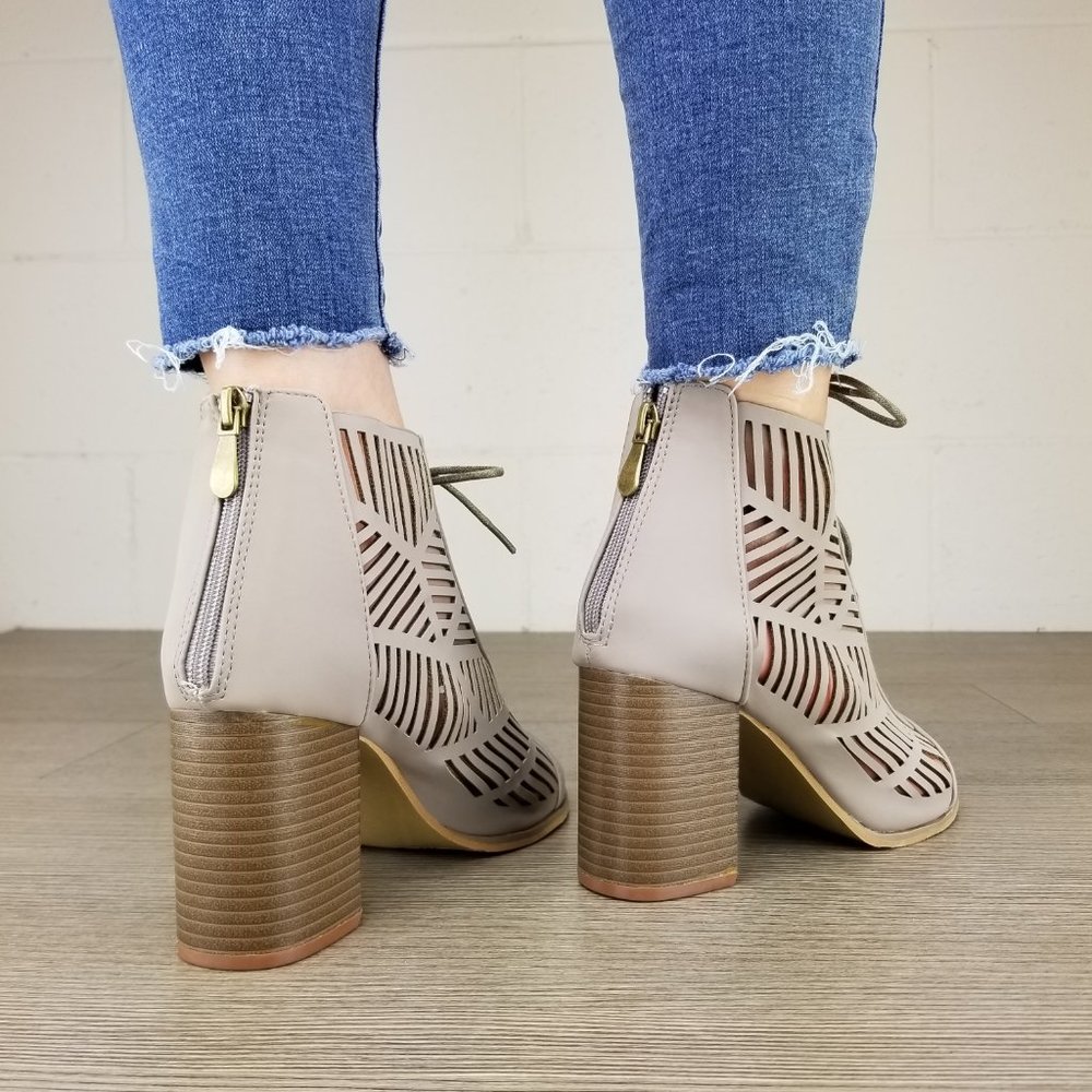 Open Toe Laced Up Spring Cut Out Ankle Booties - Picture 8 of 8